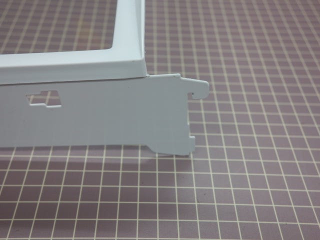 Shelf 240355231