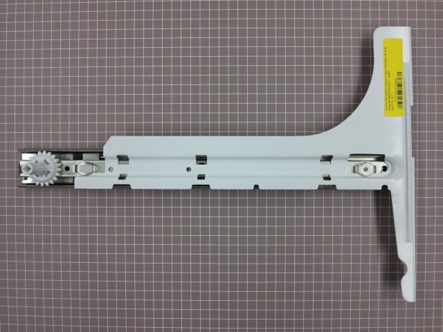 Slide RH Bracket W10122148