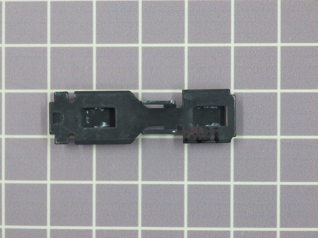 Front Panel Combo Clip WE2M301