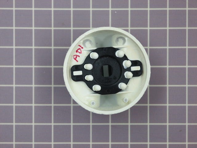 Knob 3950713