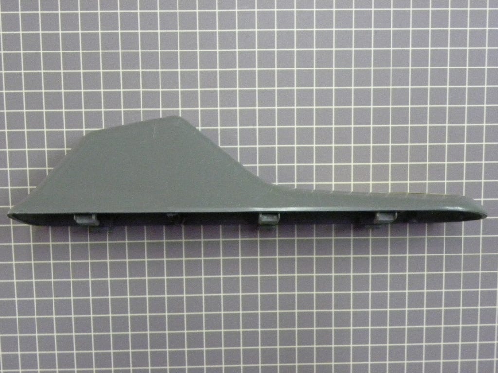 Baffle 8182233