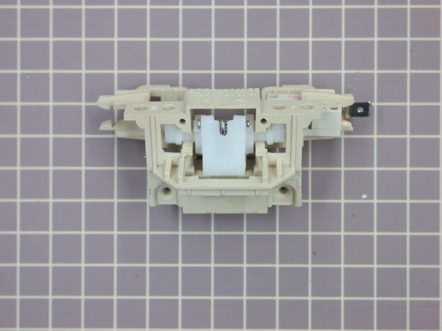 Door Latch 673001800135