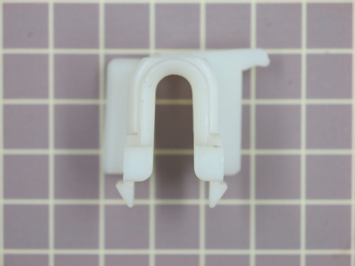 Water Line Clip 67004701