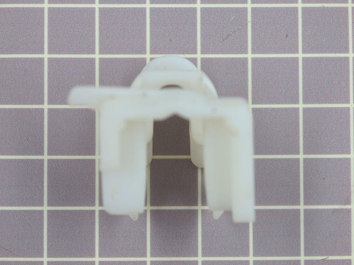 Water Line Clip 67004701