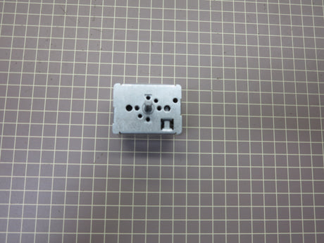 Control Switch (8.9 - 11.0A) WB23K10003