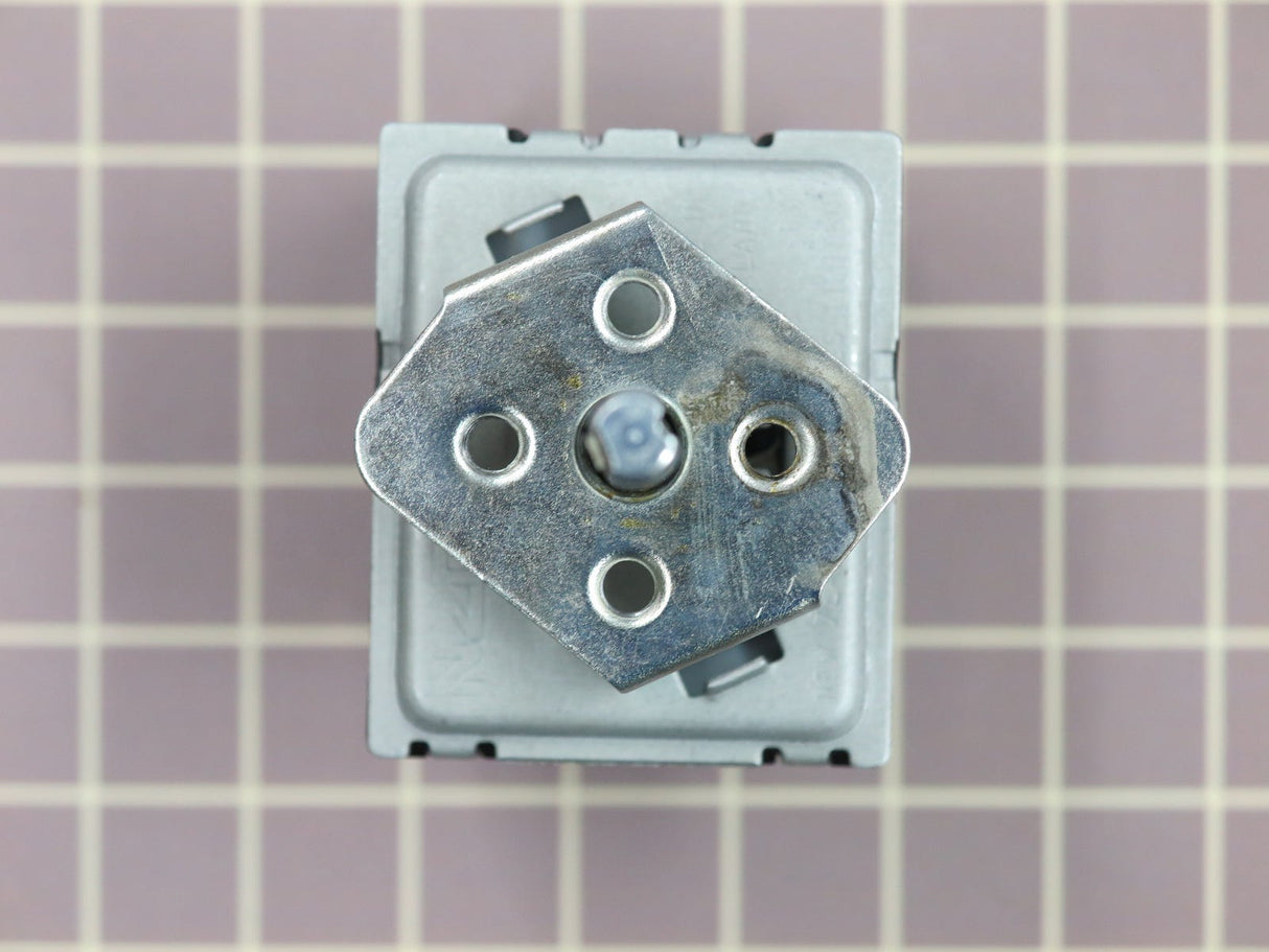 Dual Infinite Switch (10A) 7403P406-60