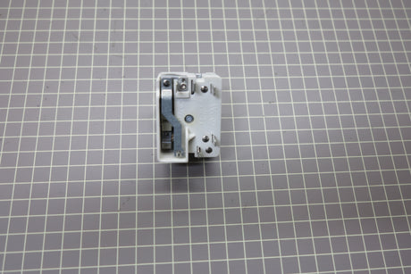 Control Switch (8.9 - 11.0A) WB23K10003
