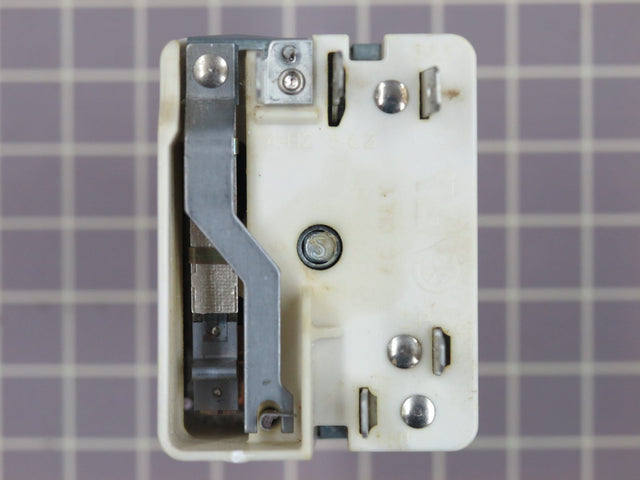 Control Switch (4.4 - 7.4A) 4454539