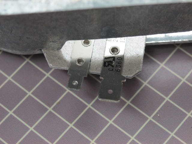 Heater and Housing WE11M62