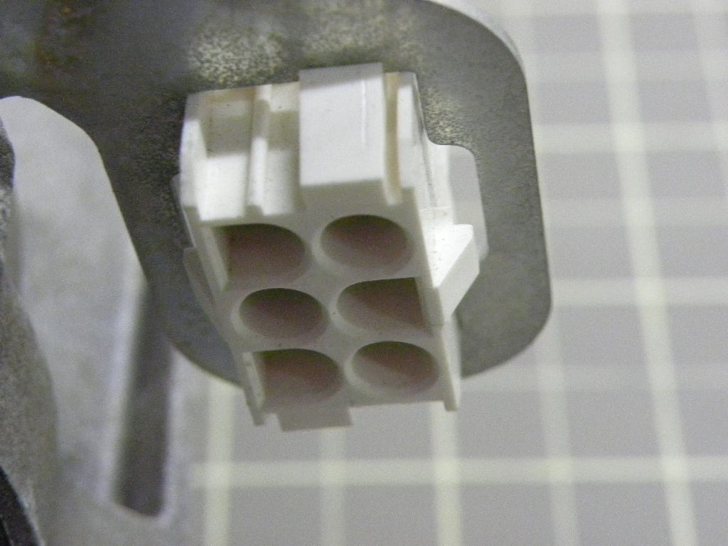 Motor 134869400