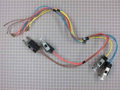 Receptacle and Wire 3196155