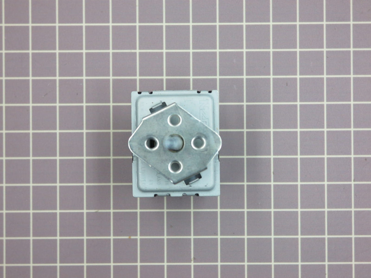 Surface Element Switch (12A) 318078200