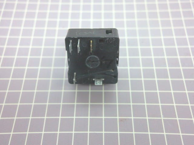 Burner Control Switch (15A) 7403P402-60