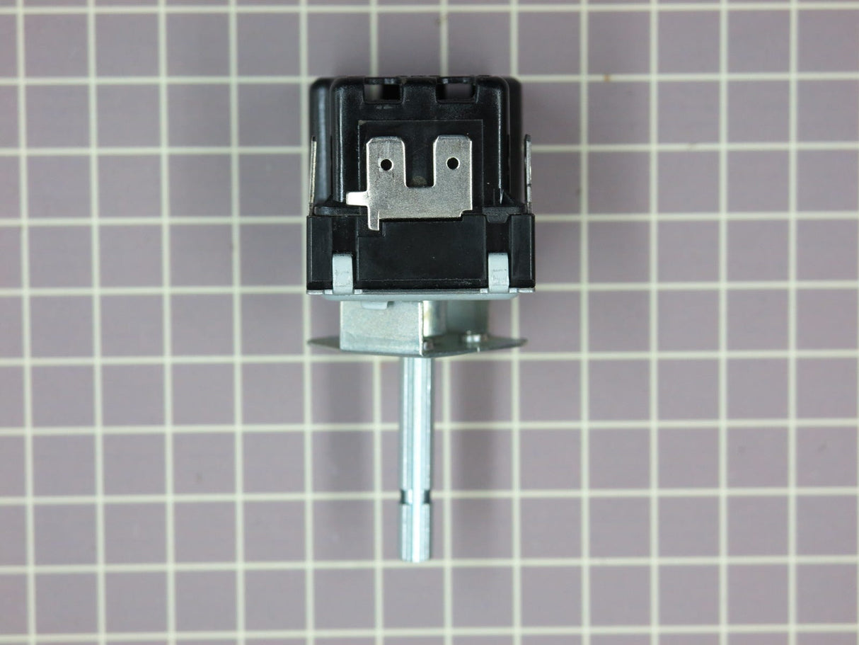 Surface Element Switch (12A) 318078200