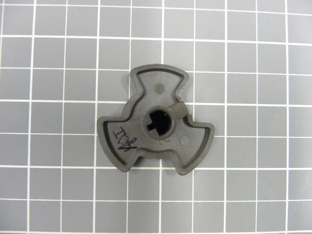 Frigidaire Microwave Coupler 5304429464