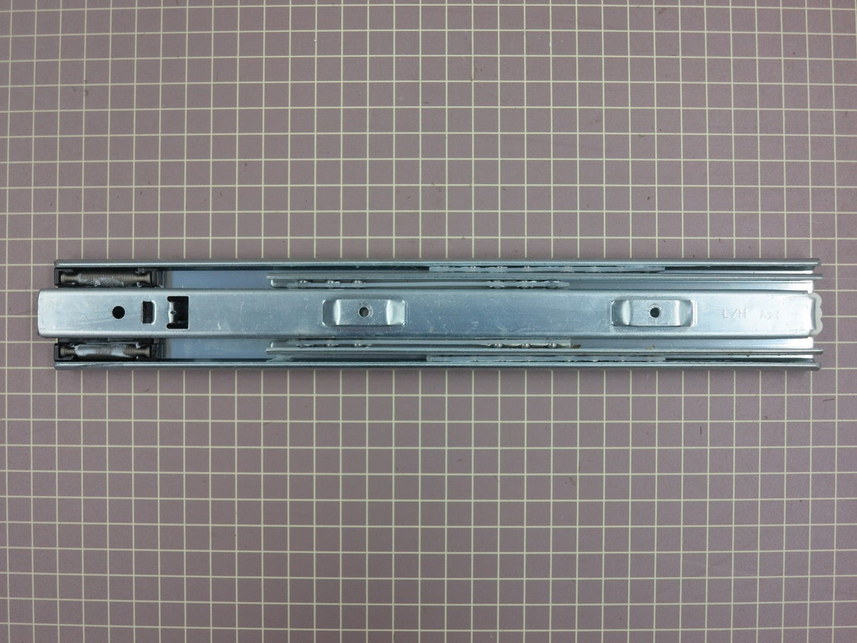 Slide Rail, Lower (LH) WR72X10454