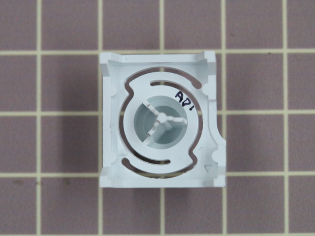Button 137320910