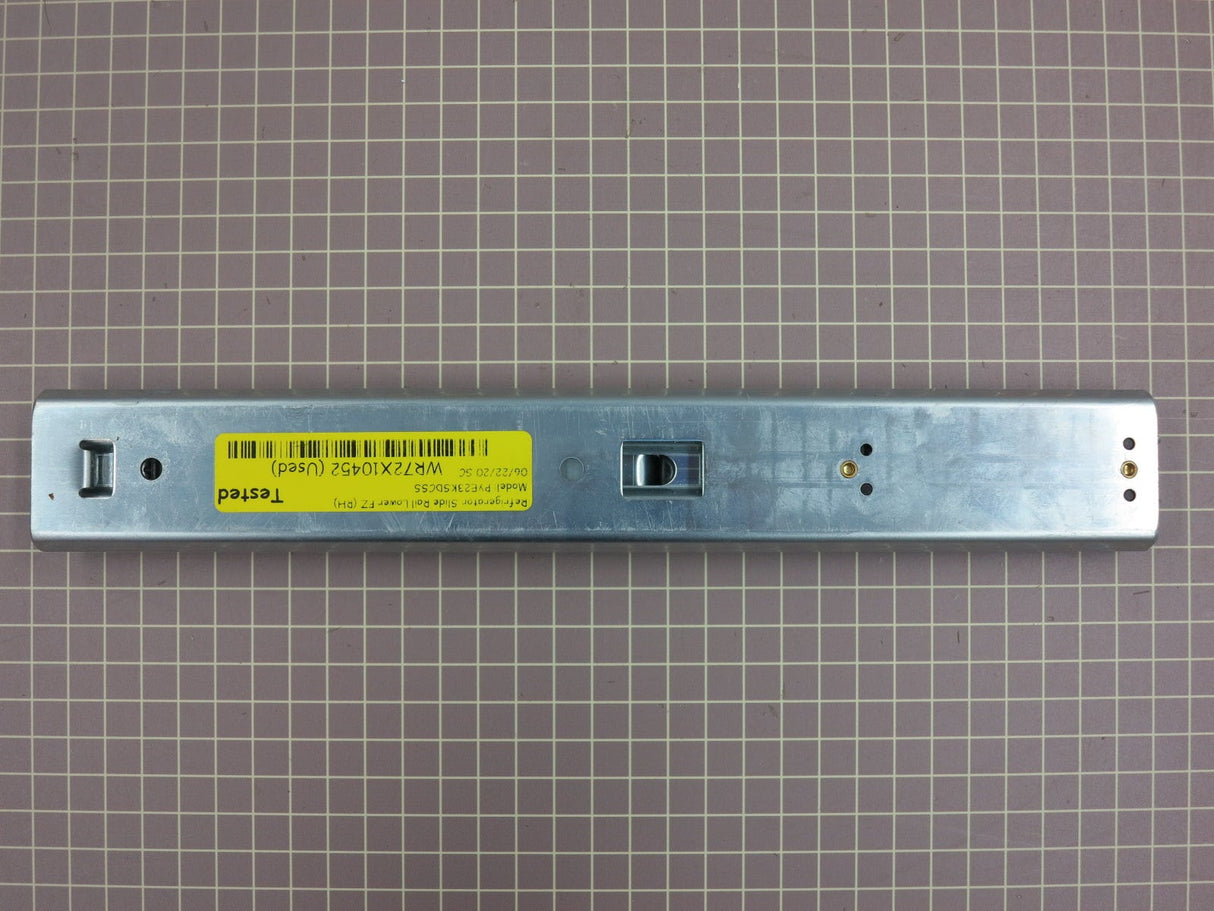 Slide Rail, Lower (RH) WR72X10452