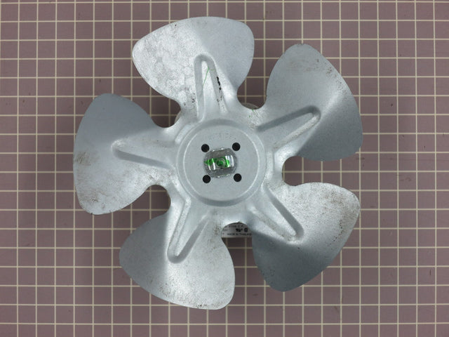 Condenser Fan Motor WR60X10242