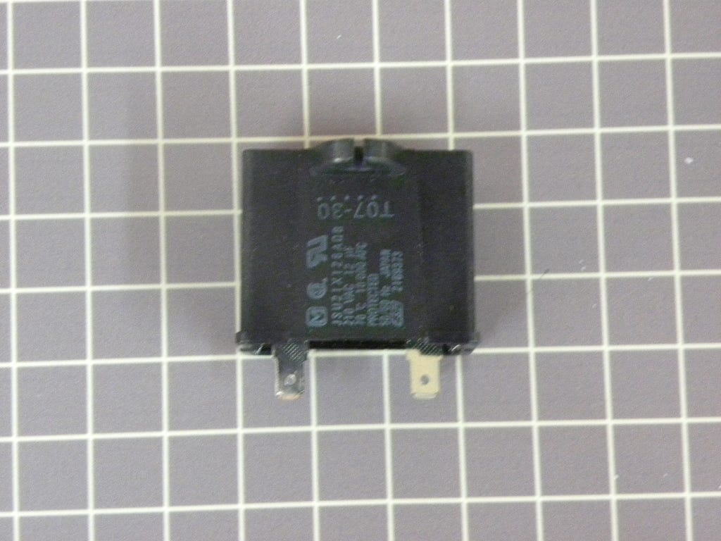 Capacitor 2169373