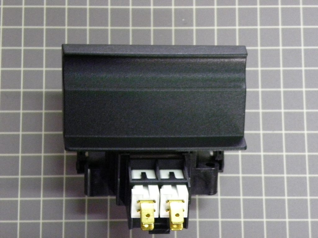 Electrolux Dishwasher Latch 154529403