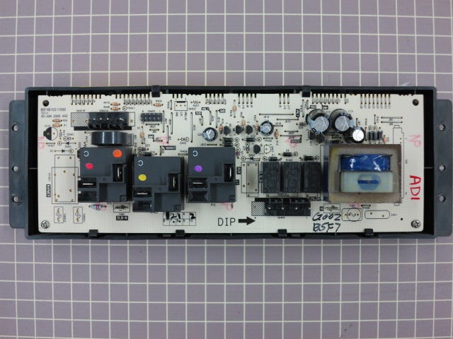 Control Board With Face-Plate WB27T11230