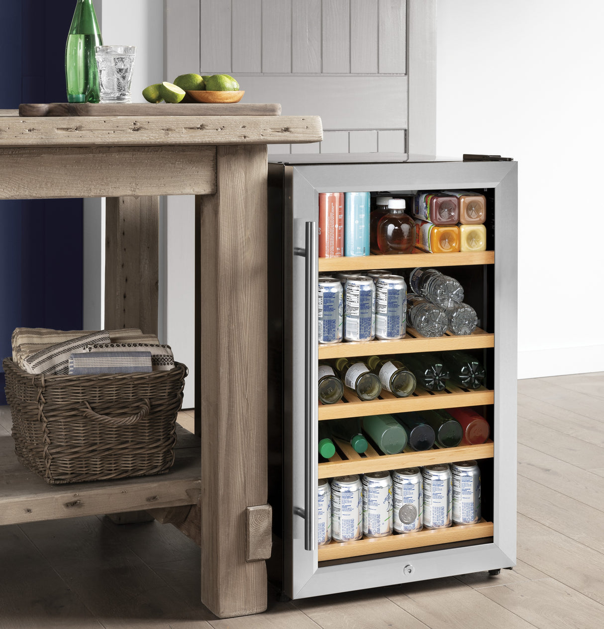GE Beverage Center GVS04BQNSS