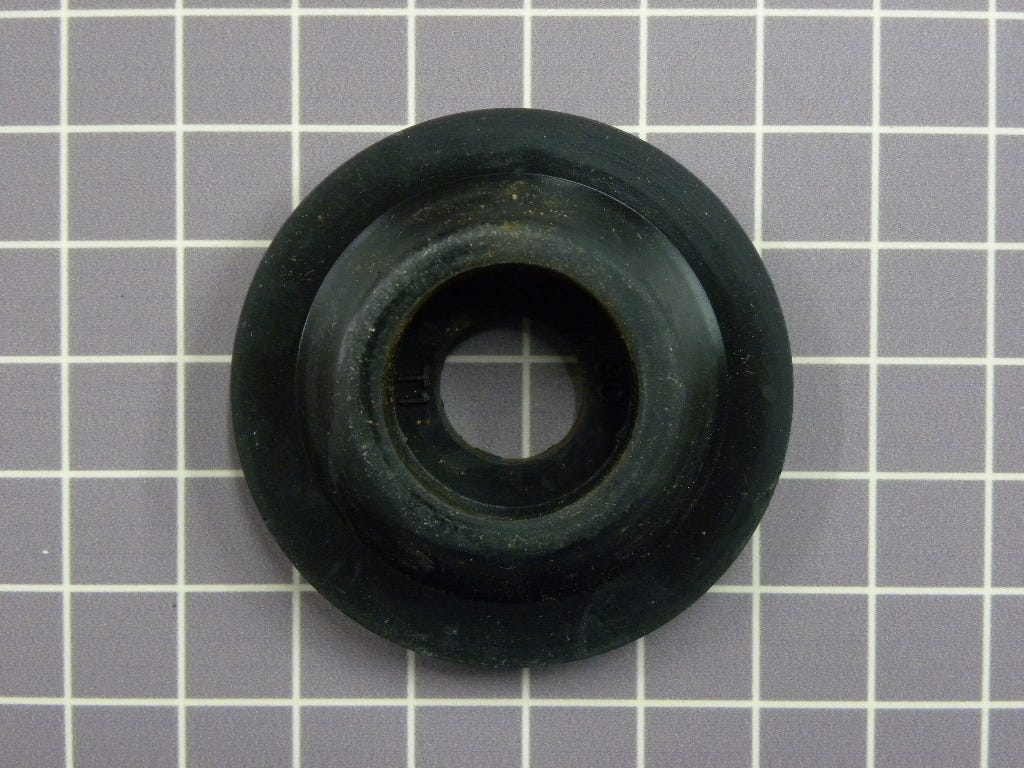 In Motor Rubber WJ01X10033