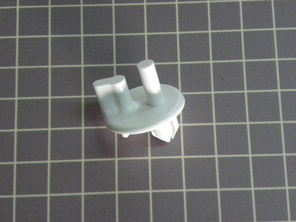 Electrolux Refrigerator Crisper Support 240423701