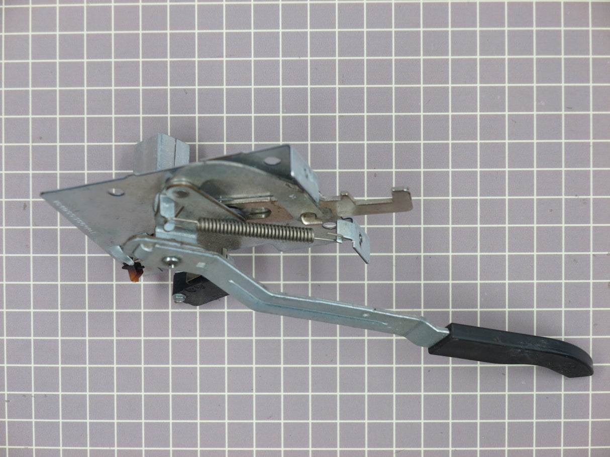 Door Latch WB14T10053