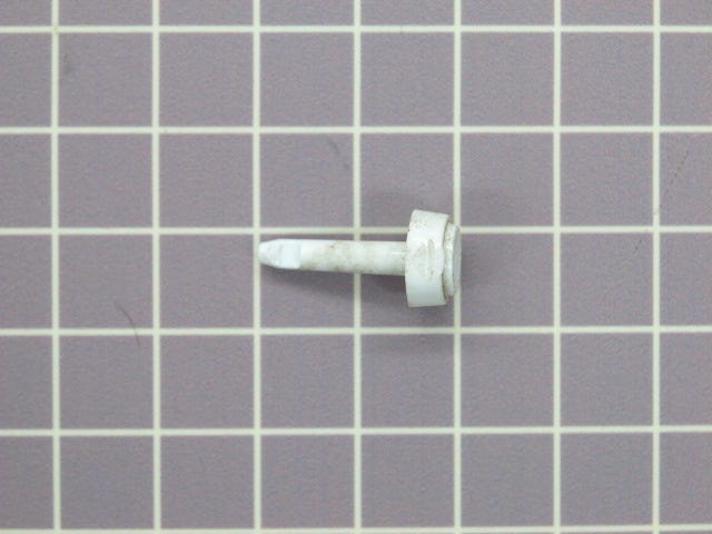 Button 7711P453-60