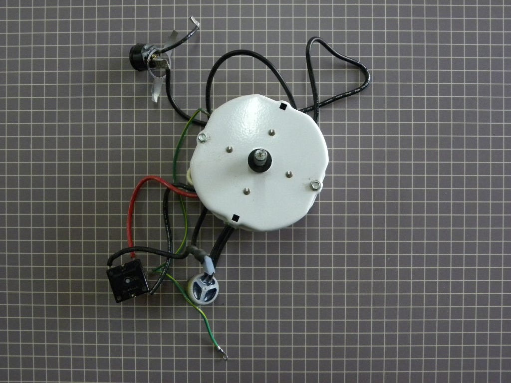 Motor (Defrost Thermostat, Overload and Rotary Switch Included) 327650403