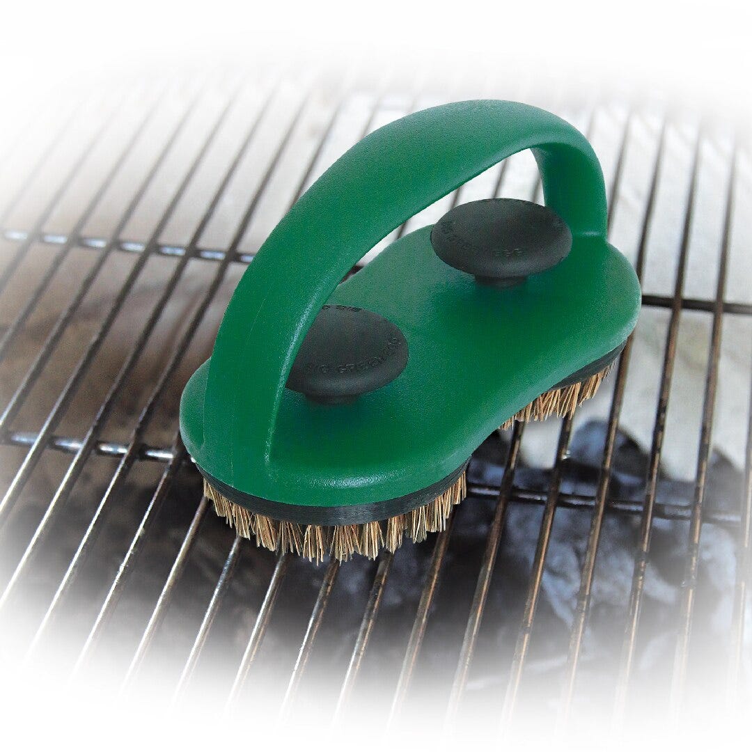 Big Green Egg SpeediClean™ Palmyra Bristle Dual Brush Grid and Pizza Stone Scrubber BGE-127136