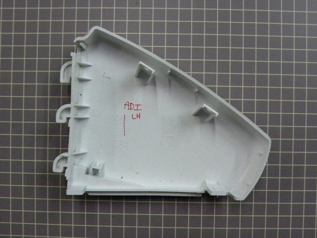 LH EndCap 8271365