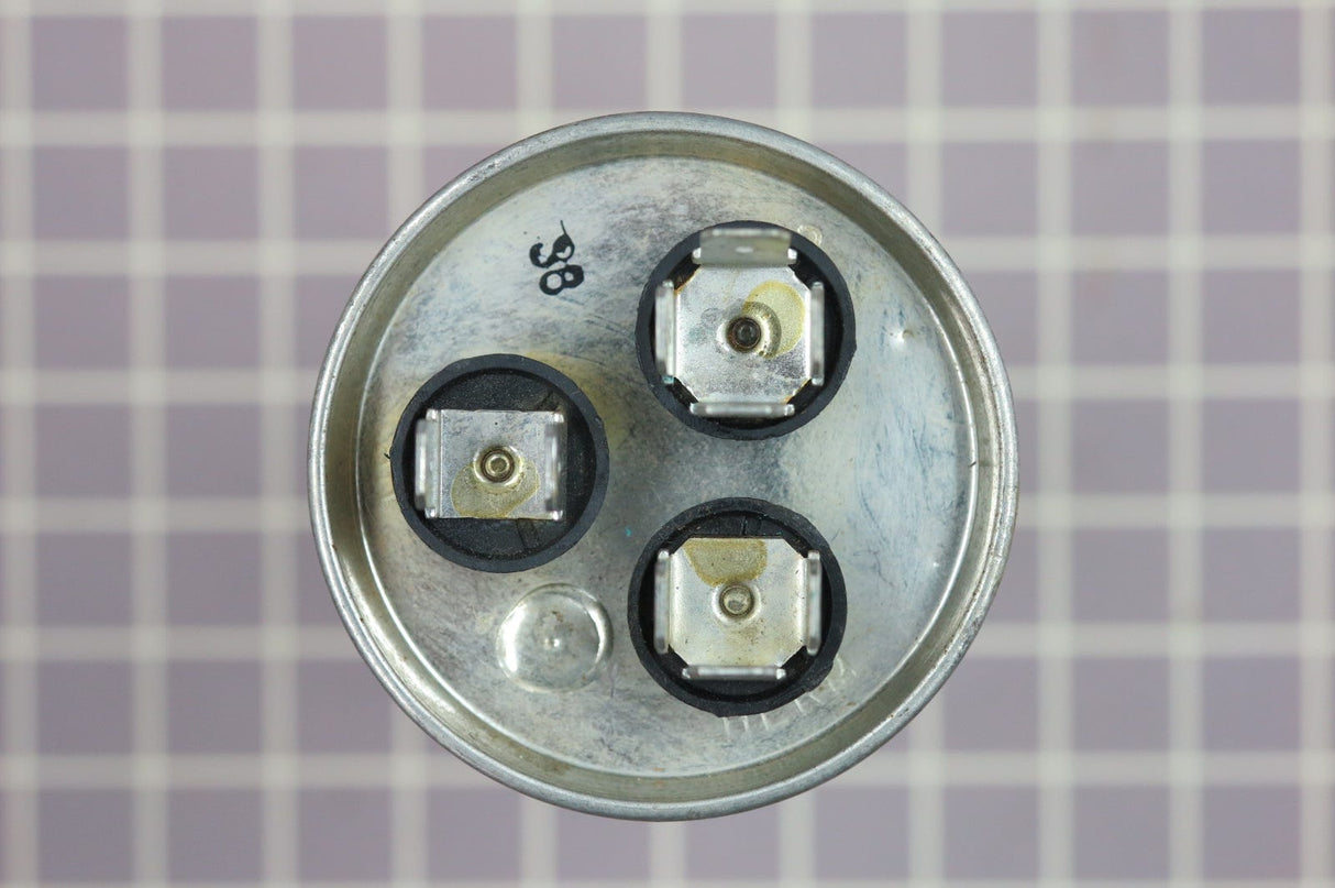 Capacitor 2H01451M