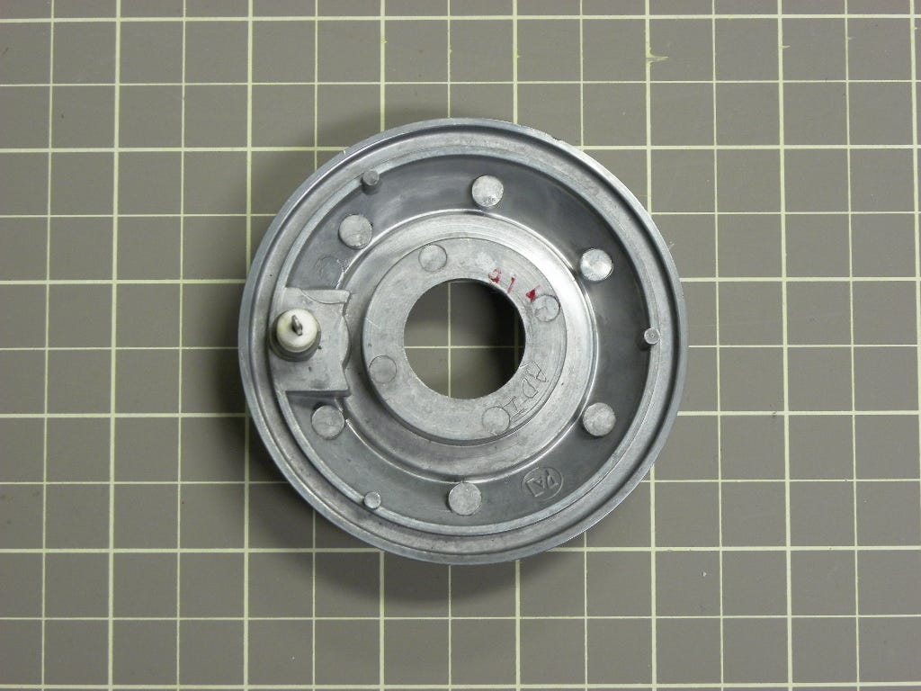 Small Burner Base w/Spark Electrode 189748