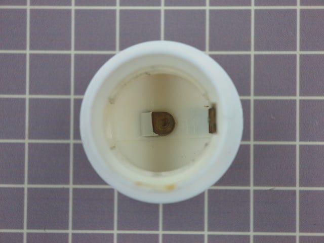 Light Socket 61001945