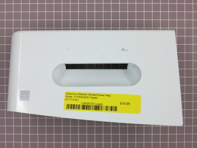 Handle/Drawer Assembly 134556700