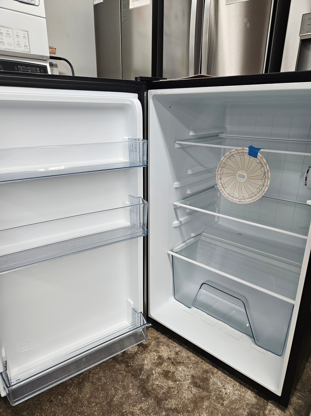 Reconditioned Vissani 4.3 Cu. Ft. Mini Refrigerator HVAR43GSE