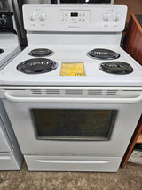 Reconditioned Frigidaire 30" Freestanding Electric Range FEF354GSC