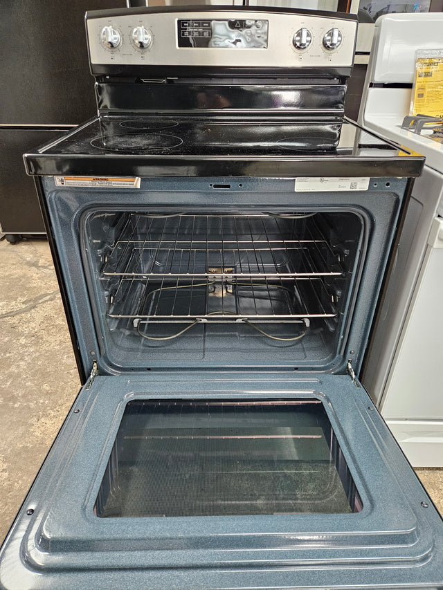 Reconditioned Amana 4.8 Cu Ft Standard Clean Range AER6303MFS2