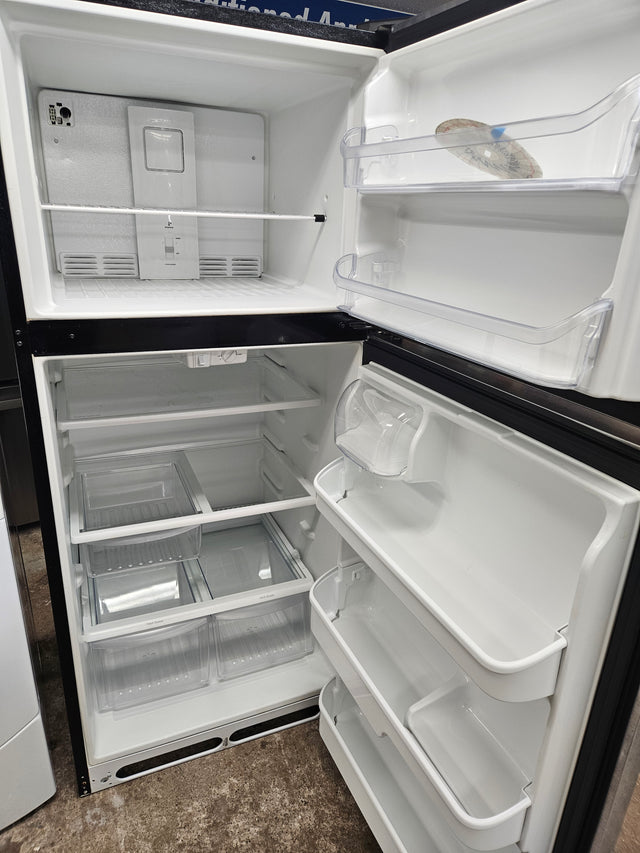Reconditioned Frigidaire 20.4 Cu. Ft. Top Freezer Refrigerator FFHT2033VS2