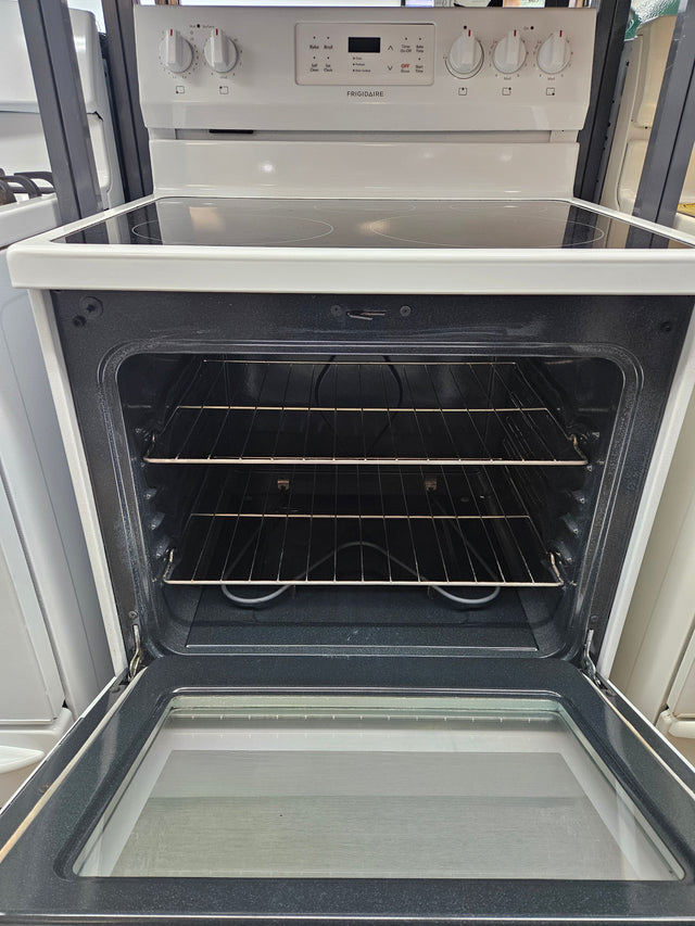 Reconditioned Frigidaire 30" Electric Range FFEF3054TWF/VF82908299