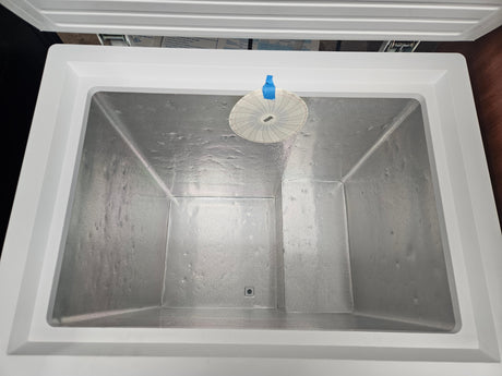 Reconditioned Haier 5.0 Cu. Ft. Capacity Chest Freezer HF50CW20W