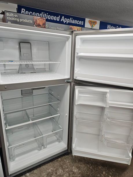 Reconditioned Whirlpool 33" Wide Top-Freezer Refrigerator WRT311FZDM01