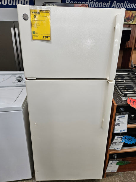 Reconditioned GE 15.5 Cu. Ft. Top-Freezer Refrigerator GTE16DTHHRCC