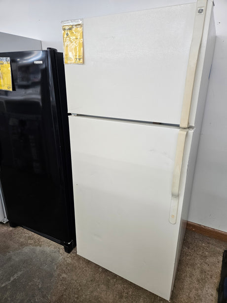 Reconditioned GE 16.6 Cu. Ft. Top-Freezer Refrigerator GTS17KBSCC
