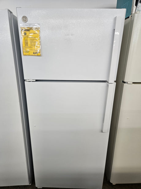 Reconditioned GE 17.5 Cu. Ft. Top Freezer Refrigerator GTS18GTNDRWW