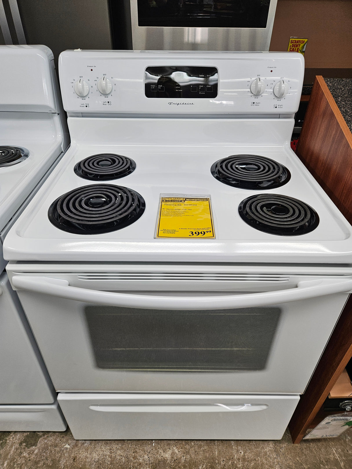 Reconditioned Frigidaire 30" Electric Range - Coil / SCO FEF355ASJ
