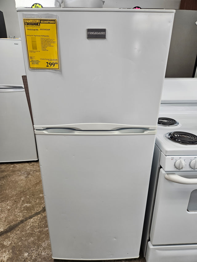 Reconditioned Frigidaire 9.9 Cu. Ft. Top Freezer Refrigerator FFET1022QW